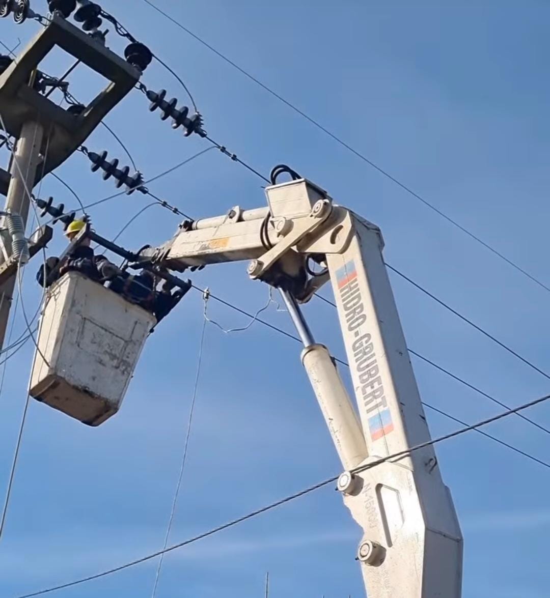 Funes: la Provincia y la EPE trabajan en un plan de mejoras y reformas en la red eléctrica 